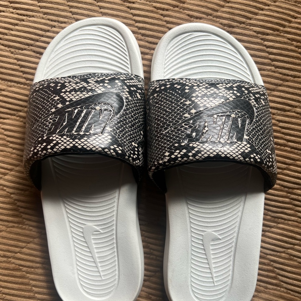 Nike Black and White Snake Pattern Slides